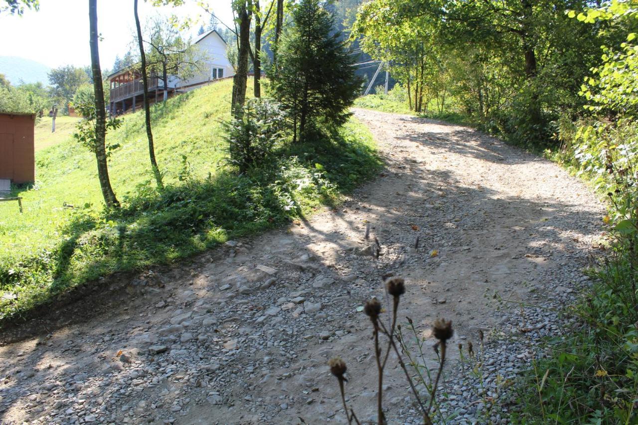 Cottage "Karpatske Shale" Yaremtche Extérieur photo
